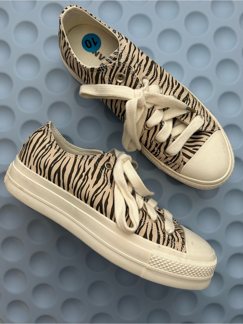 Women’s Converse Chuck Taylor All Star Lift Shoes